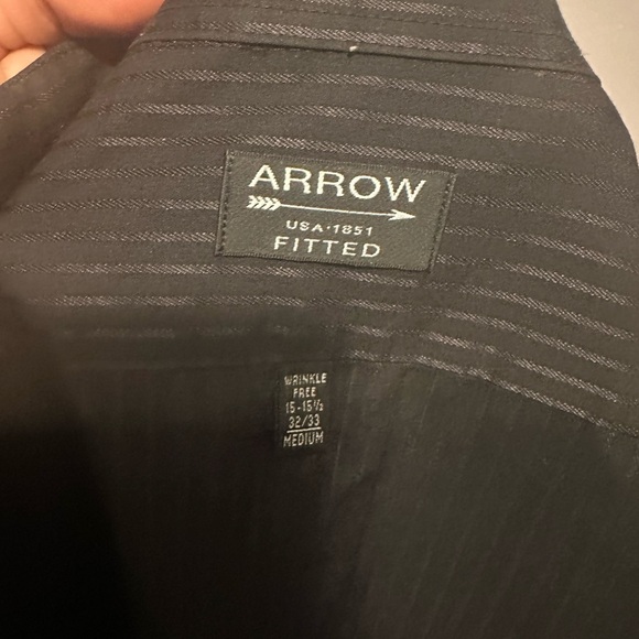 3 adult Men medium dress shirts from Arrow and Croft and borrow. - Picture 5 of 5